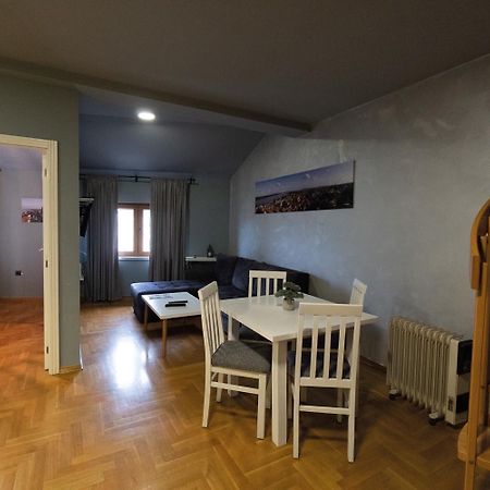 Aleksei Apartmani Belgrad Exteriör bild